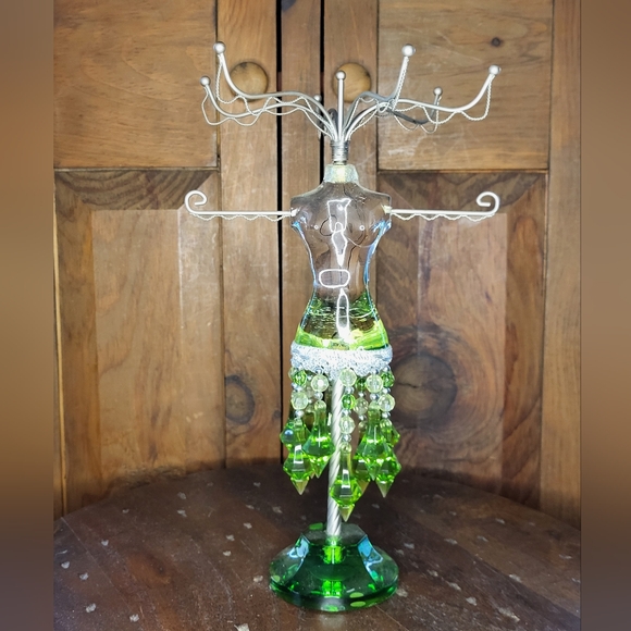 Green Jewelry Holder - Picture 2 of 11